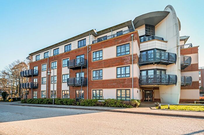 2 Bedroom Flat For Sale In Bell Court, Merlin Road, Farnborough, GU14