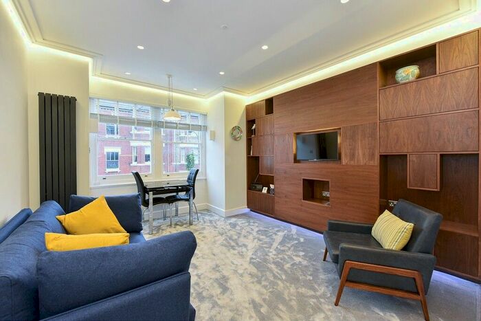 2 Bedroom Flat To Rent In Vera Road, Fulham, SW6