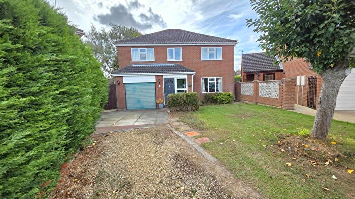 4 Bedroom Detached House For Sale In Malvern Close, Sleaford, NG34