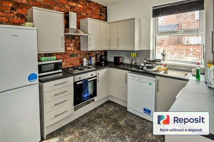 4 Bedroom Terraced House To Rent In Moseley Road, Fallowfield, Manchester, M14