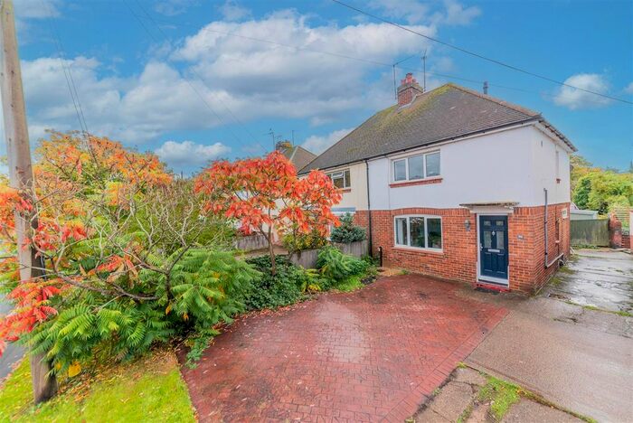 3 Bedroom Semi-Detached House For Sale In Old Road, East Peckham, Tonbridge, TN12