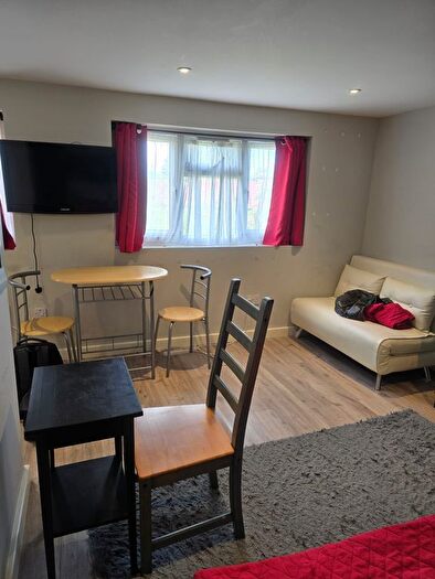 Studio To Rent In Star Lane, Orpington, Kent, BR5