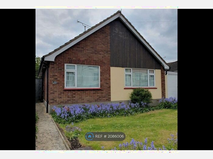 2 Bedroom Bungalow To Rent In Church Road, Hadleigh, Benfleet, SS7