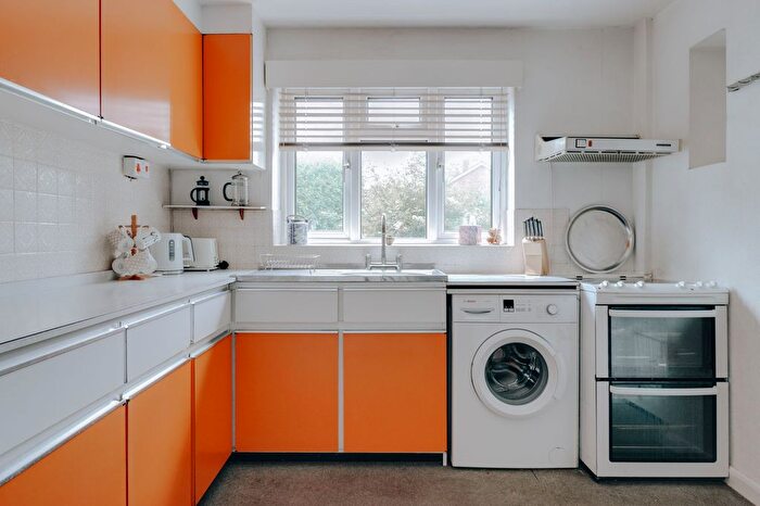 3 Bedroom Semi-Detached House For Sale In Harvest Road, Bushey, WD23