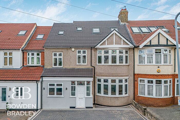 7 Bedroom Terraced House For Sale In Rosemary Drive, Ilford, IG4