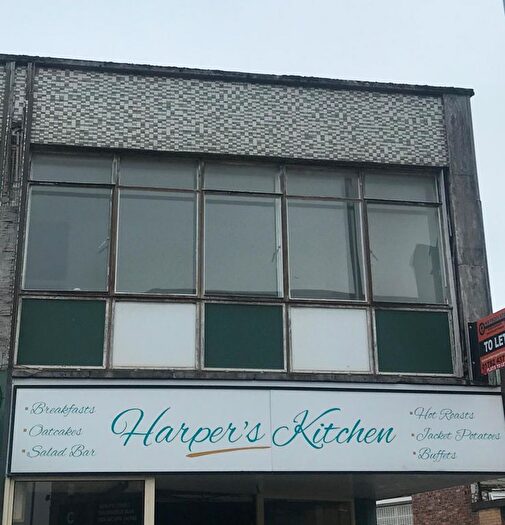 3 Bedroom Flat To Rent In High, Stoke-On-Trent, ST6
