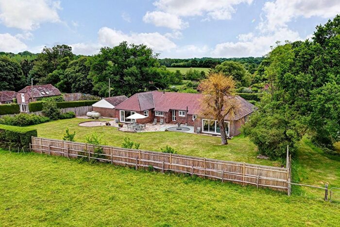 4 Bedroom Detached Bungalow For Sale In Grove Hill, Hellingly, BN27