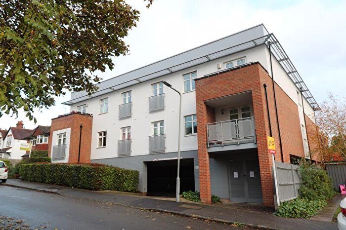 2 Bedroom Apartment To Rent In Spring Gardens Road, High Wycombe, HP13