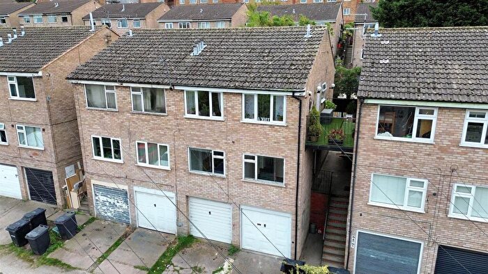2 Bedroom Maisonette For Sale In Beckett Court, Gedling, Nottingham, NG4