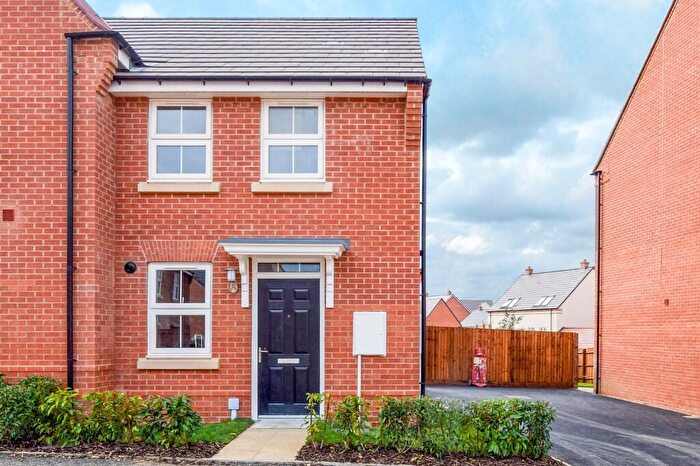 2 Bedroom Semi-Detached House To Rent In Swithin Lane, Buckingham, Buckinghamshire, MK18