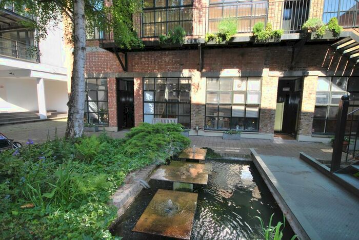 2 Bedroom Flat To Rent In Gattis Wharf, New Wharf Road, London, N1