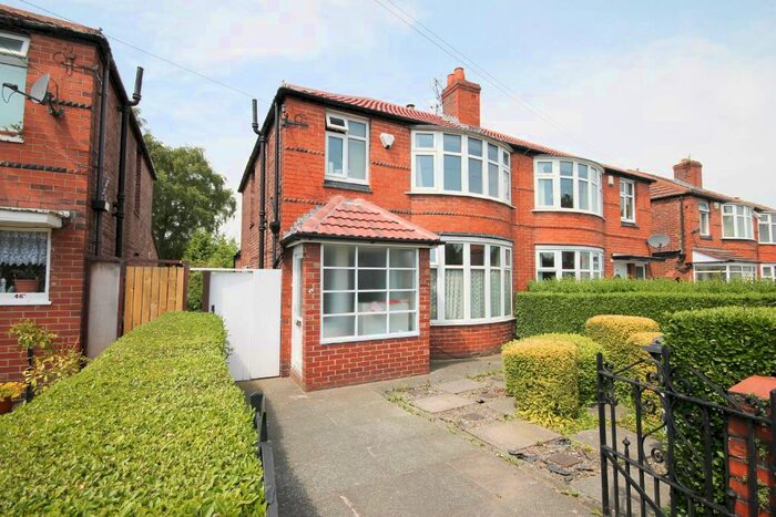 3 Bedroom Semi-Detached House To Rent In Brookleigh Road, Withington, Manchester, M20