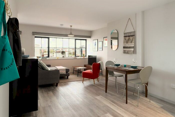 1 Bedroom Apartment To Rent In Uncle Manchester, Granby Row, Manchester, Greater Manchester, M1