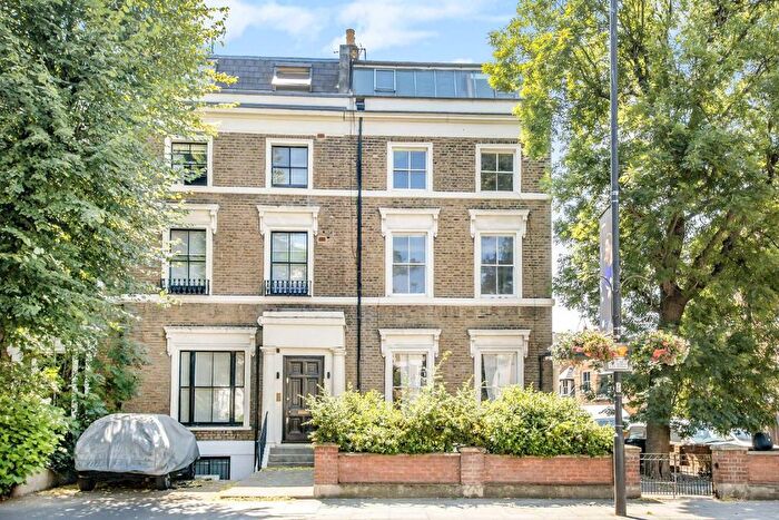 2 Bedroom Flat To Rent In Fulham Road, Fulham, SW6