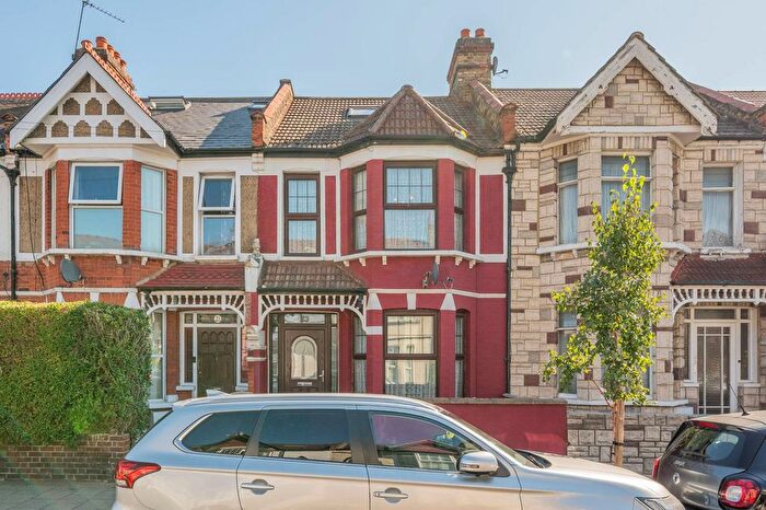 4 Bedroom Property To Rent In Totterdown Street, Tooting, London, SW17