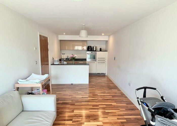 2 Bedroom Apartment To Rent In The Boulevard, Birmingham, B5