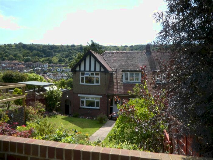 3 Bedroom Semi-Detached House To Rent In Folkestone Road, Dover, CT17