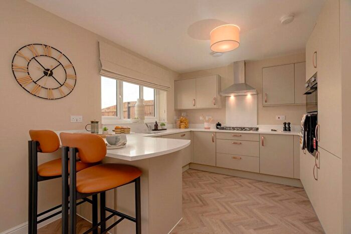 4 Bedroom Detached House For Sale In Standenhall Drive, Burnley, Lancashire, BB10