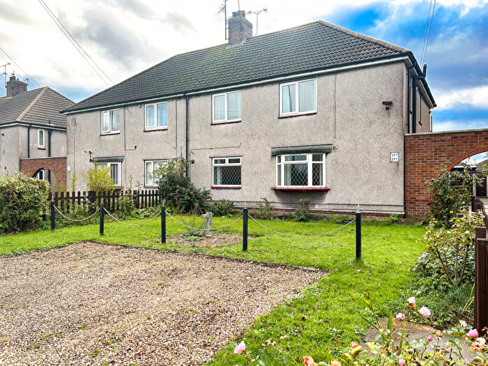 2 Bedroom Flat For Sale In Queensway, Scunthorpe, DN16