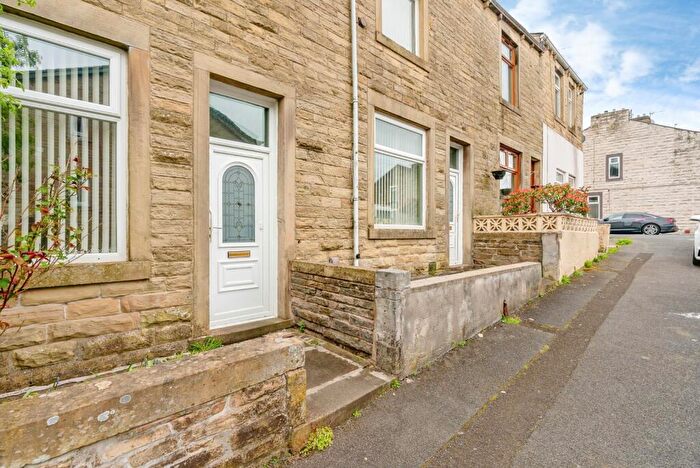 6 Bedroom Terraced House For Sale In Pine Street, Nelson, Lancashire, BB9
