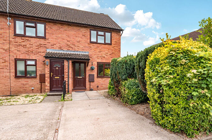 2 Bedroom End Of Terrace House For Sale In Belmont Court, Hereford, Herefordshire, HR2