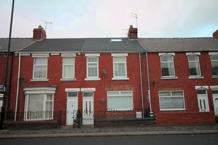 3 Bedroom Terraced House To Rent In Station Avenue North, Fencehouses, Houghton-le-spring, DH4