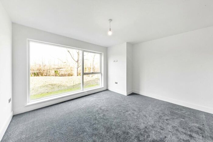 4 Bedroom Detached House For Sale In Otters Way, Hampton Lake, Peterborough, PE7