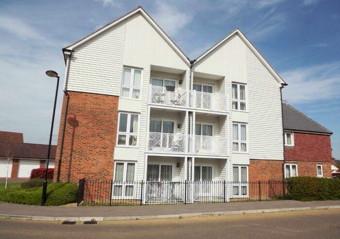 2 Bedroom Flat To Rent In Bluebell Drive, Sittingbourne, ME10