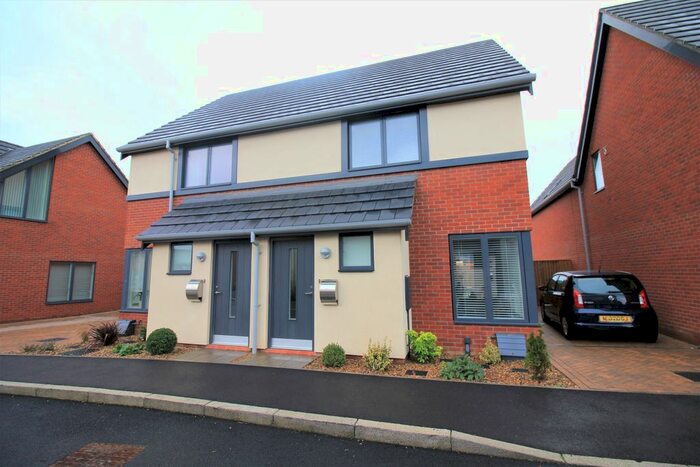 2 Bedroom Semi-Detached House To Rent In Blaxter Way, Norwich, NR7