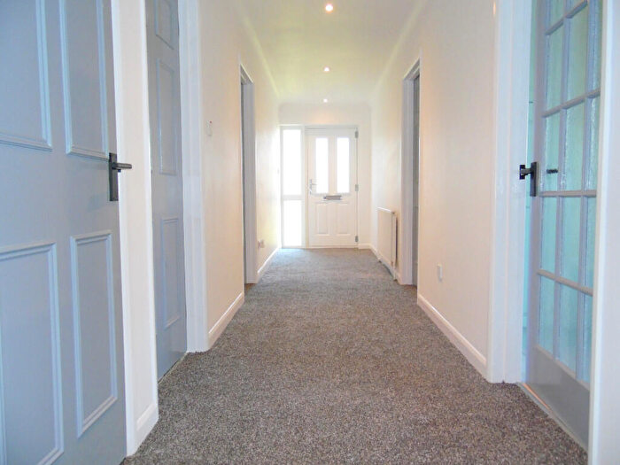 3 Bedroom Detached Bungalow For Sale In Dunlin Drive, Long Sutton, PE12