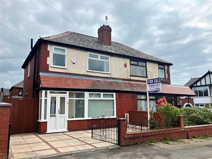 3 Bedroom Semi-Detached House For Sale In Brighton Avenue, Heaton, Bolton, BL1