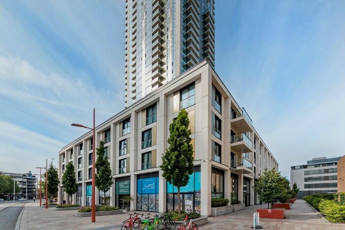 Studio To Rent In Brook Drive, One The Elepant, Elephant Amp; Castle, London, SE1