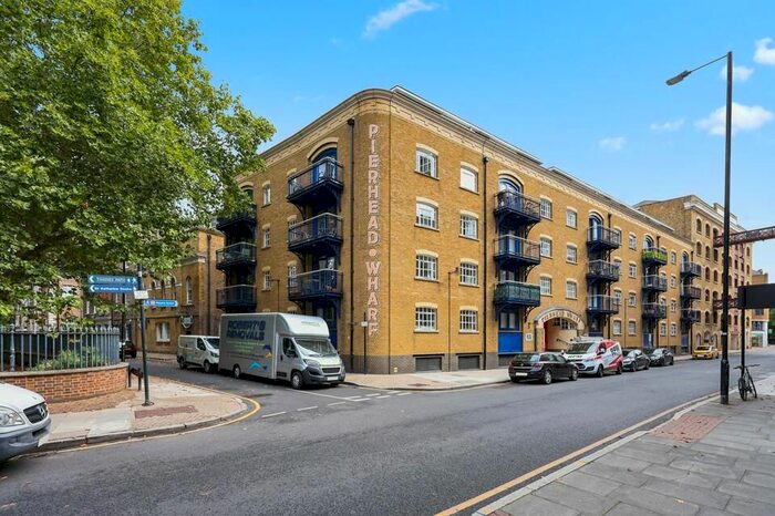 2 Bedroom Flat To Rent In Wapping High Street, London, E1W