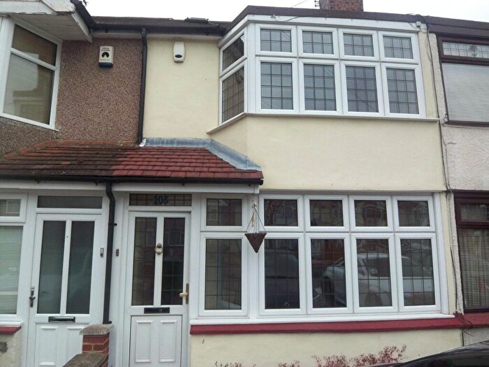 3 Bedroom Terraced House To Rent In Ramillies Road, Sidcup, Kent, DA15