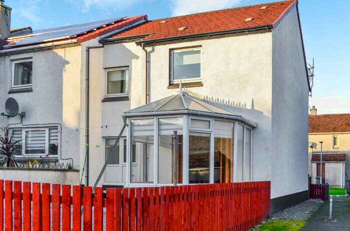 3 Bedroom End Of Terrace House For Sale In Cearn Chilleagraidh, Stornoway, HS1
