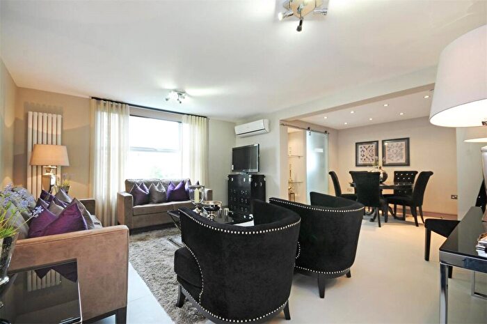 3 Bedroom Apartment To Rent In St. Johns Wood Park, St. Johns Wood, London, NW8
