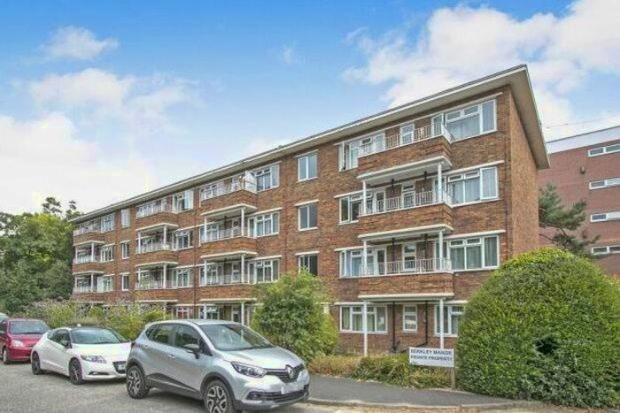 1 Bedroom Flat To Rent In Berkley Manor, Poole, BH12