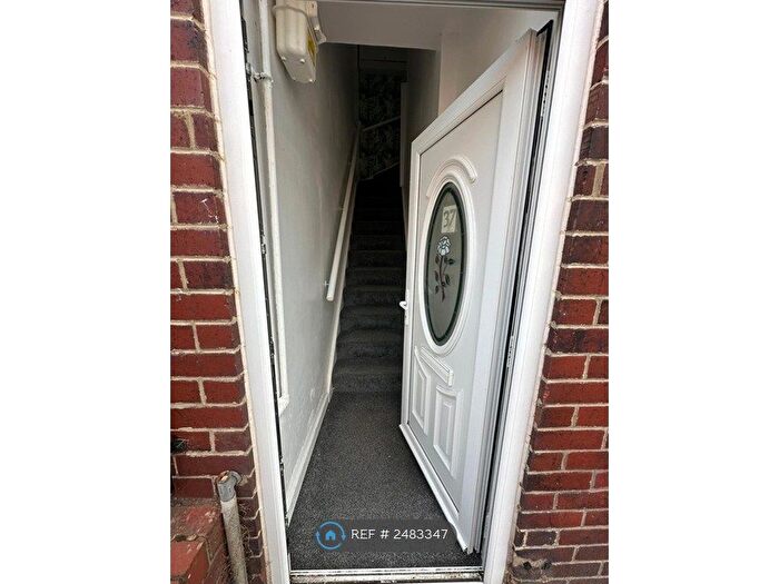 1 Bedroom Flat To Rent In Glen Terrace, Washington, NE38