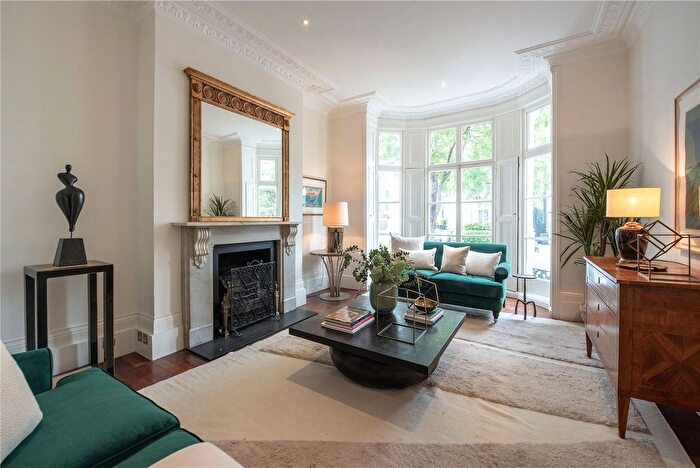 3 Bedroom Terraced House For Sale In Scarsdale Villas, London, W8