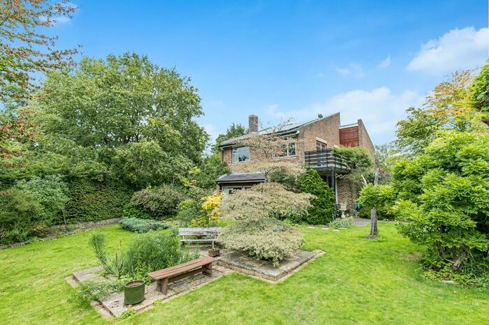 4 Bedroom Detached House To Rent In Jack Straws Lane, Headington, OX3