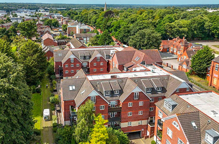 2 Bedroom Flat For Sale In Dorchester Court, Camberley, GU15
