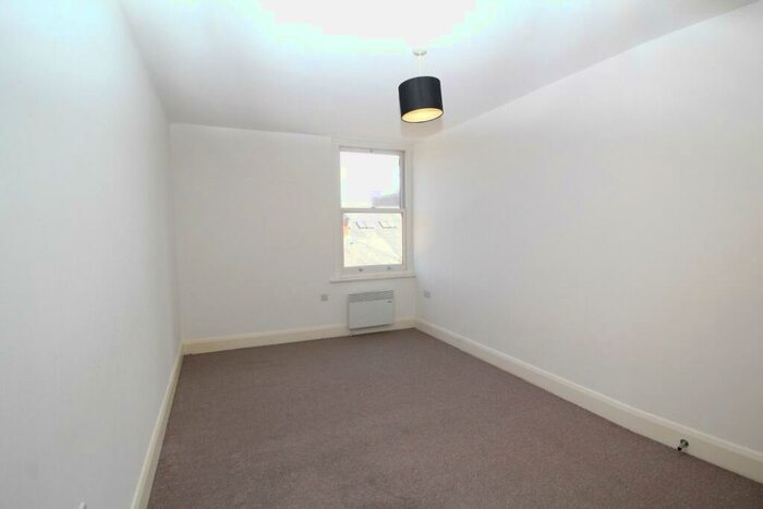 1 Bedroom Flat To Rent In Widmore Road, Bromley, BR1