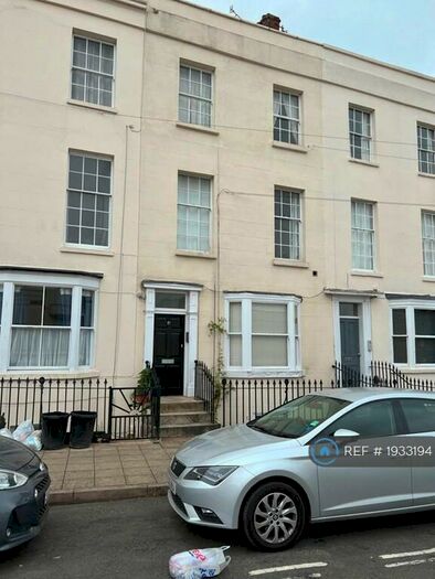 1 Bedroom Flat To Rent In Portland Place East, Leamington Spa, CV32