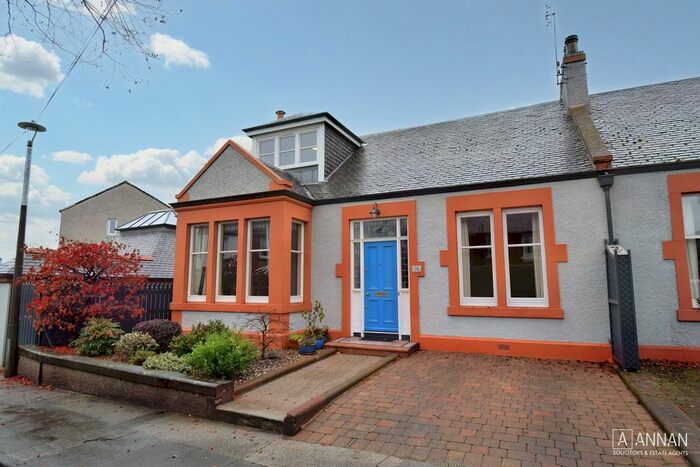 4 Bedroom Semi-Detached Bungalow To Rent In Seafield Avenue, Edinburgh, EH6