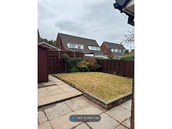 3 Bedroom Semi-Detached House To Rent In Clapgate Lane, Wigan, WN3