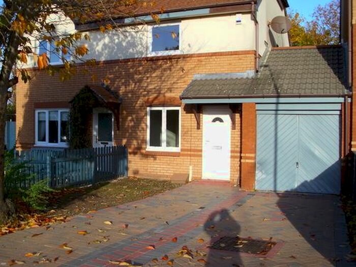 2 Bedroom Terraced House To Rent In Castle Road, Tranent EH33