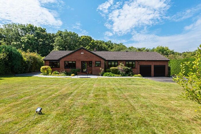 5 Bedroom Detached House To Rent In Weston Lane, CV8