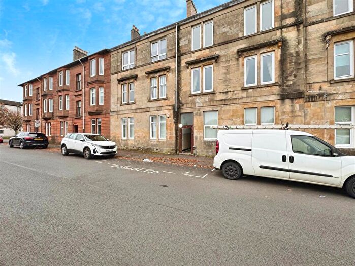 2 Bedroom Flat To Rent In / Dunedin Terrace, Clydebank, G81
