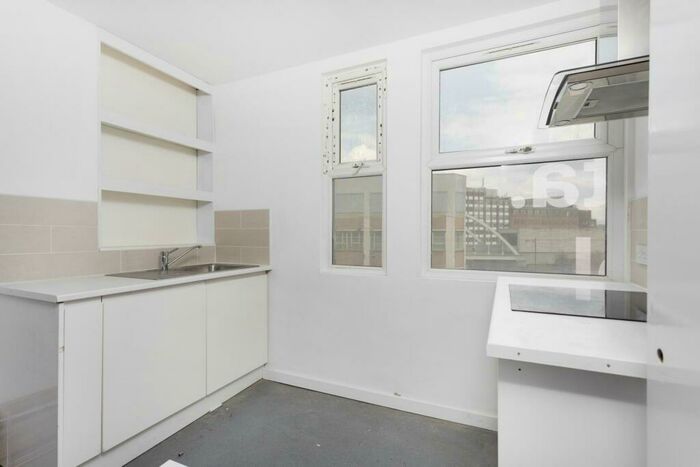 3 Bedroom Apartment To Rent In Great Eastern Street, London, EC2A