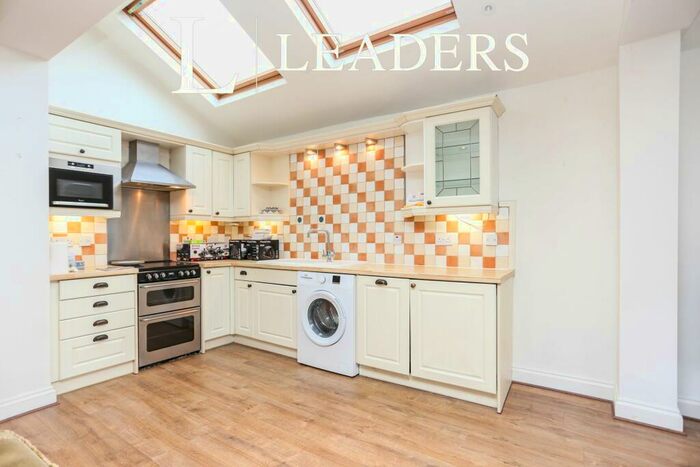 1 Bedroom Property To Rent In High Street, The Garden Flat, Beckenham, BR3